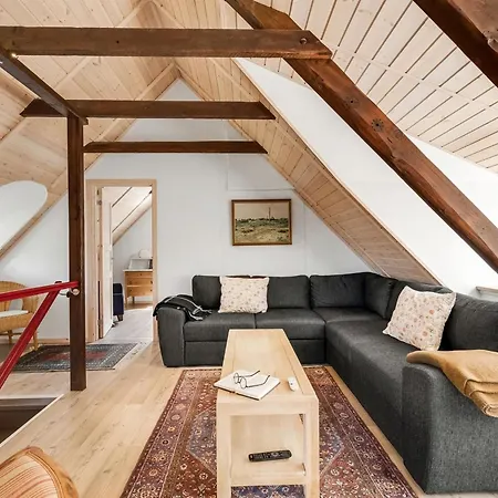 Enya - 1-2km From The Sea By Interhome Vakantiehuis